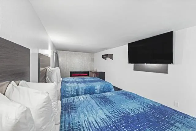Hotel Opus Bronx Near Bay Plaza Mall New York