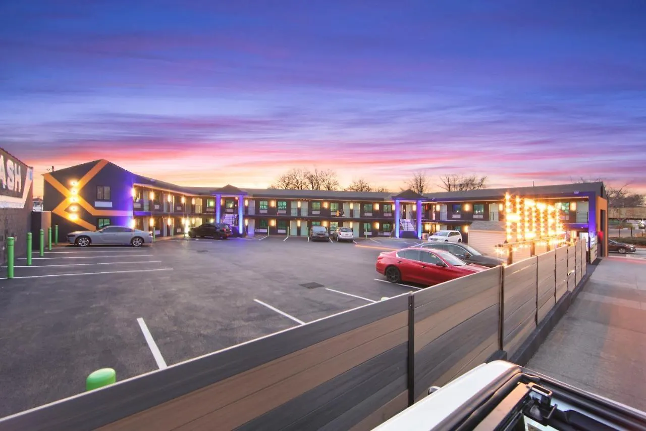 Hotel Opus Bronx Near Bay Plaza Mall New York